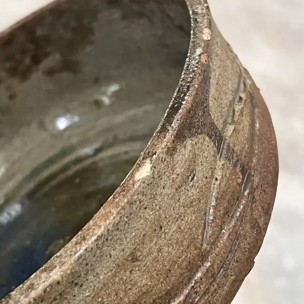 Studio Art Pottery Bowl 6.5